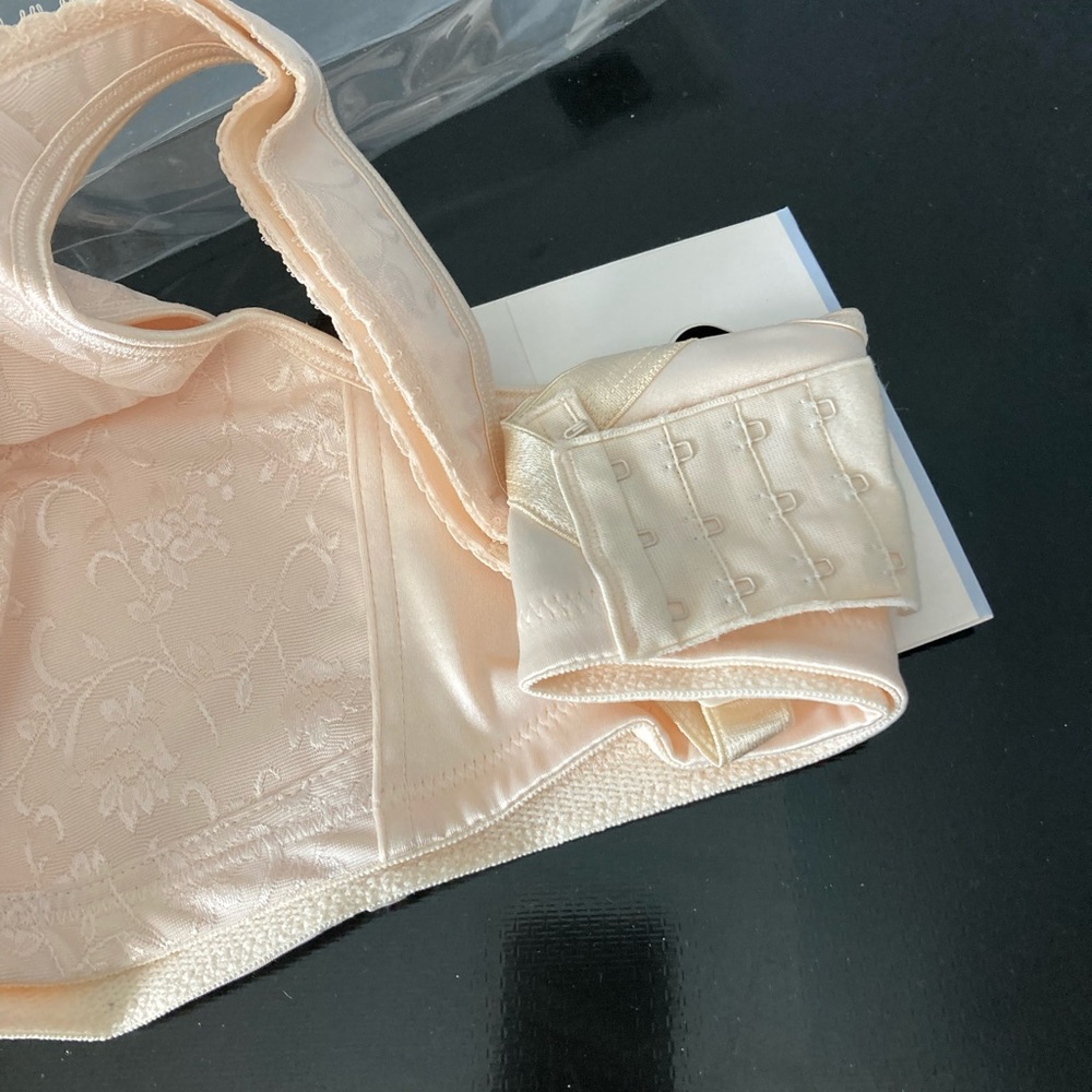 Playtex 42B 18 Hour Soft Cup Bra 4608 wire free - Picture 6 of 7
